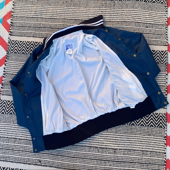 Vintage Avon Sportswear Bomber Jacket size M - Picture 3 of 5